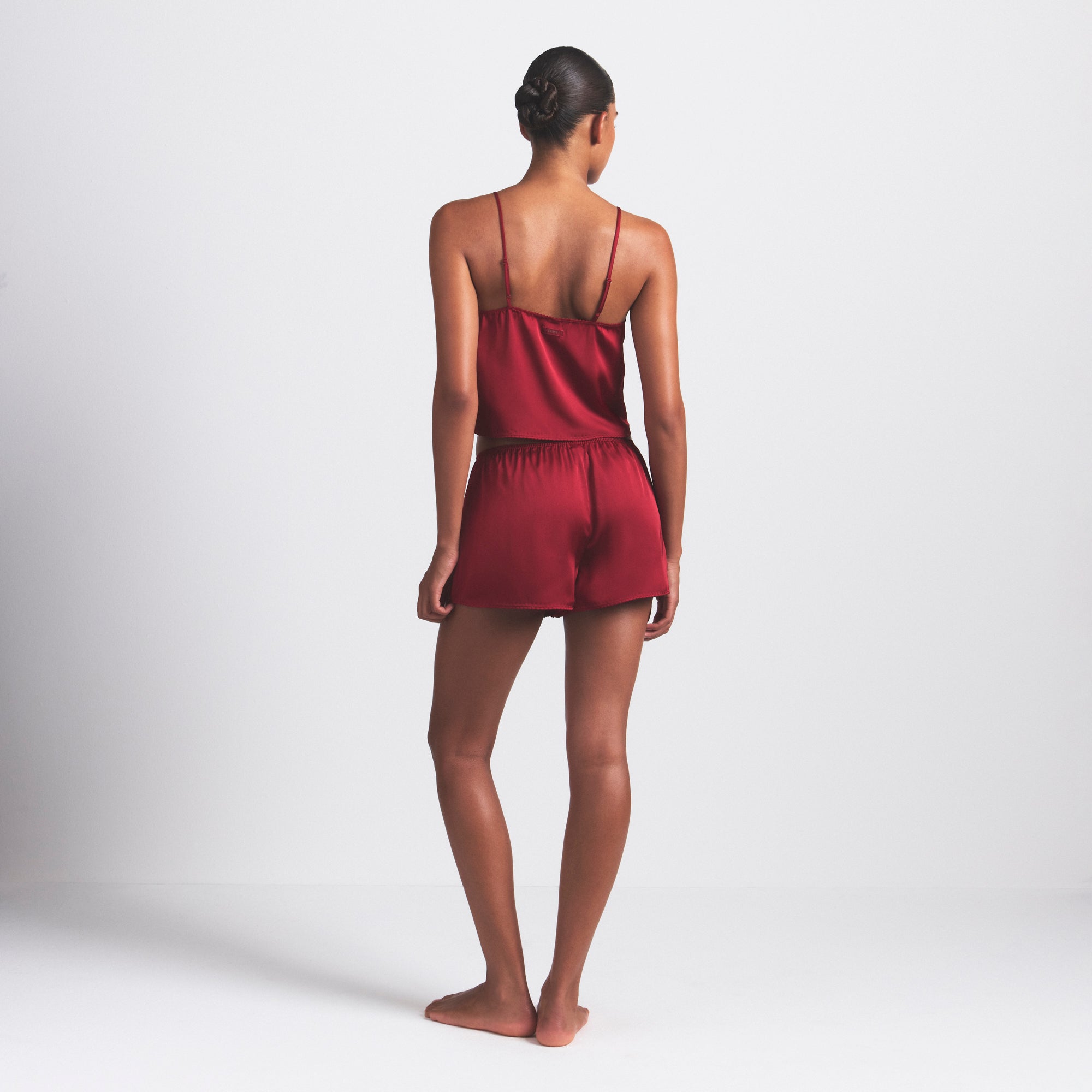 WOVEN SHINE CAMI AND SHORT SLEEP SET | BRICK ON A MODEL SIDE VIEW @ | FOCUS: 0.0, 1.0, 0.9