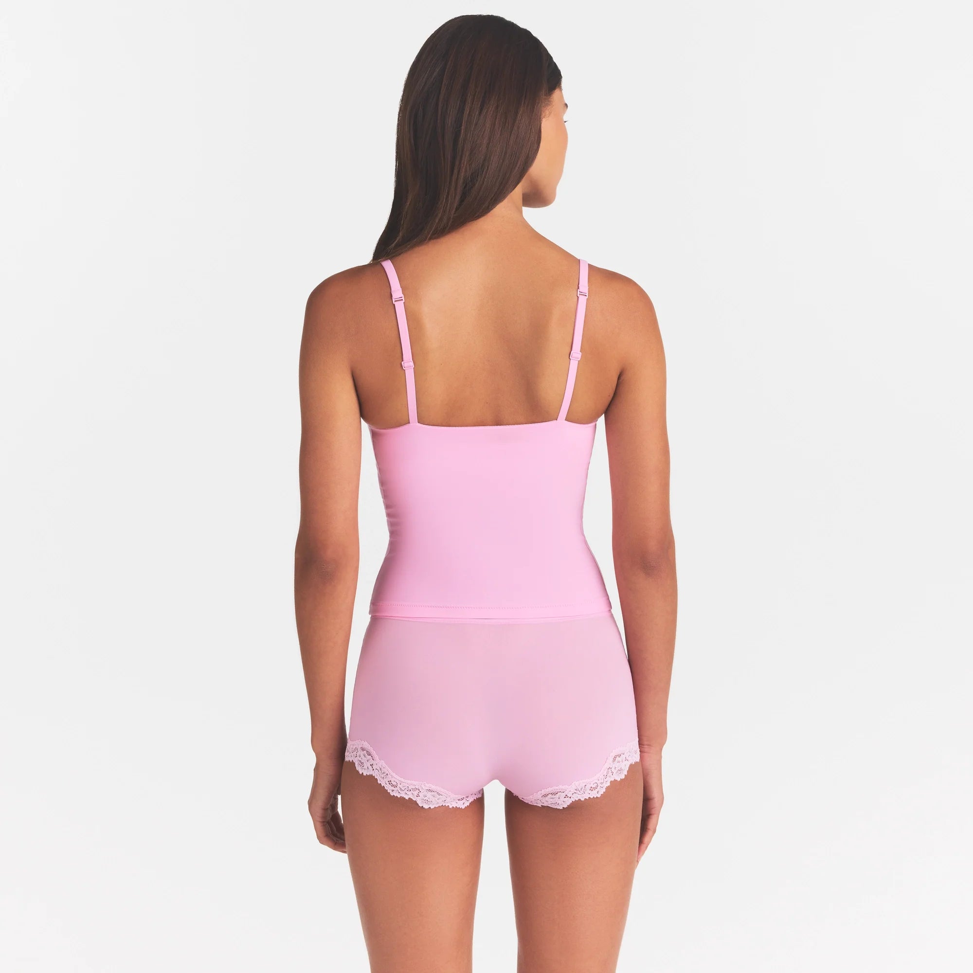 FITS EVERYBODY LACE PUSH-UP CAMI | BUBBLE GUM TONAL ON A MODEL SIDE VIEW @ | FOCUS: 0.0, 1.0, 0.9