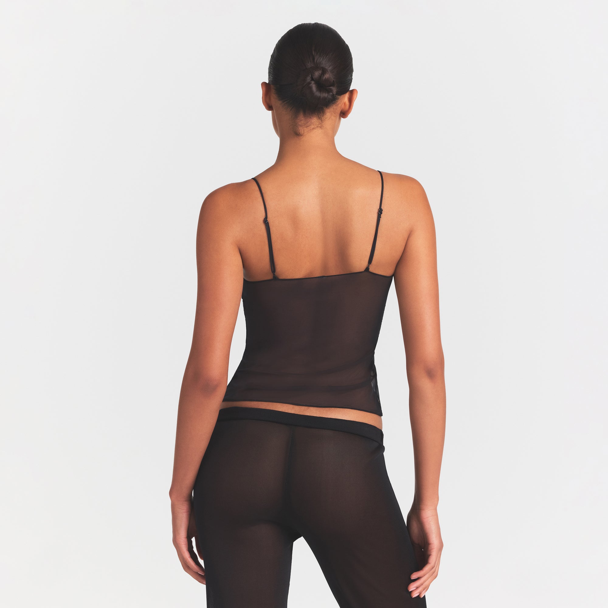 ULTRA FINE MESH CAMI | OBSIDIAN ON A MODEL SIDE VIEW @ | FOCUS: 0.0, 1.0, 0.9