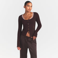 LACE KNIT LONG SLEEVE CARDIGAN | PHOENIX ON A MODEL SIDE VIEW @ | FOCUS: 0.0, 1.0, 0.9