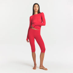 SHEER RIB LONG SLEEVE TOP | CARMINE ON A MODEL FRONT VIEW @ | FOCUS: 0.0, 1.0, 0.9
