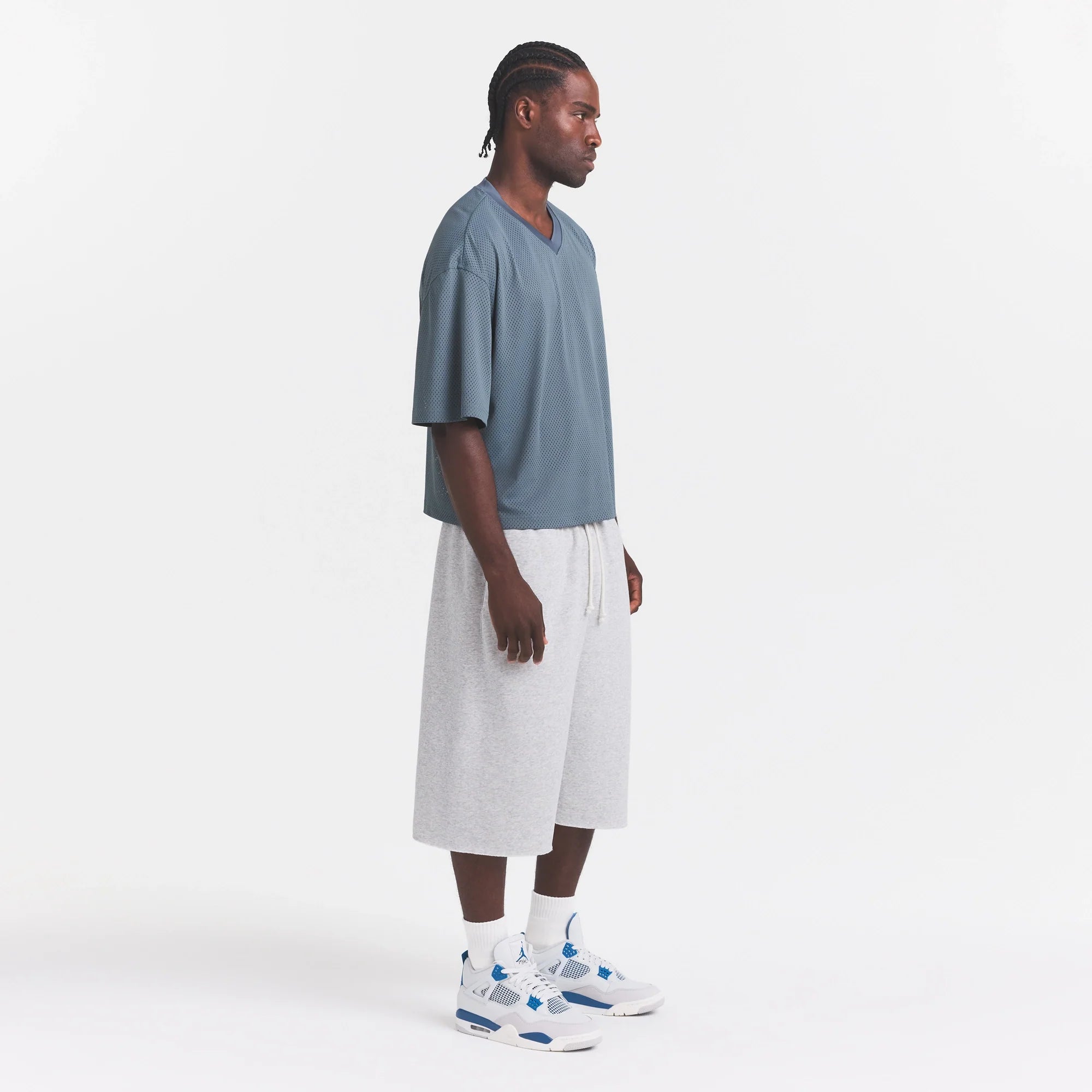 MESH APPAREL MENS CROPPED JERSEY | ZIRCON ON A MODEL FRONT VIEW @ | FOCUS: 0.0, 1.0, 0.9