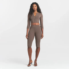 REFINED KNIT CROPPED CARDIGAN | AMETHYST ON A MODEL FRONT VIEW @ | FOCUS: 0.0, 1.0, 0.9