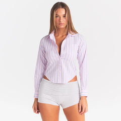COTTON POPLIN SHRUNKEN BUTTON UP SHIRT | PINK TULLE WIDE STRIPE ON A MODEL | FOCUS: 0.0, 1.0, 0.9