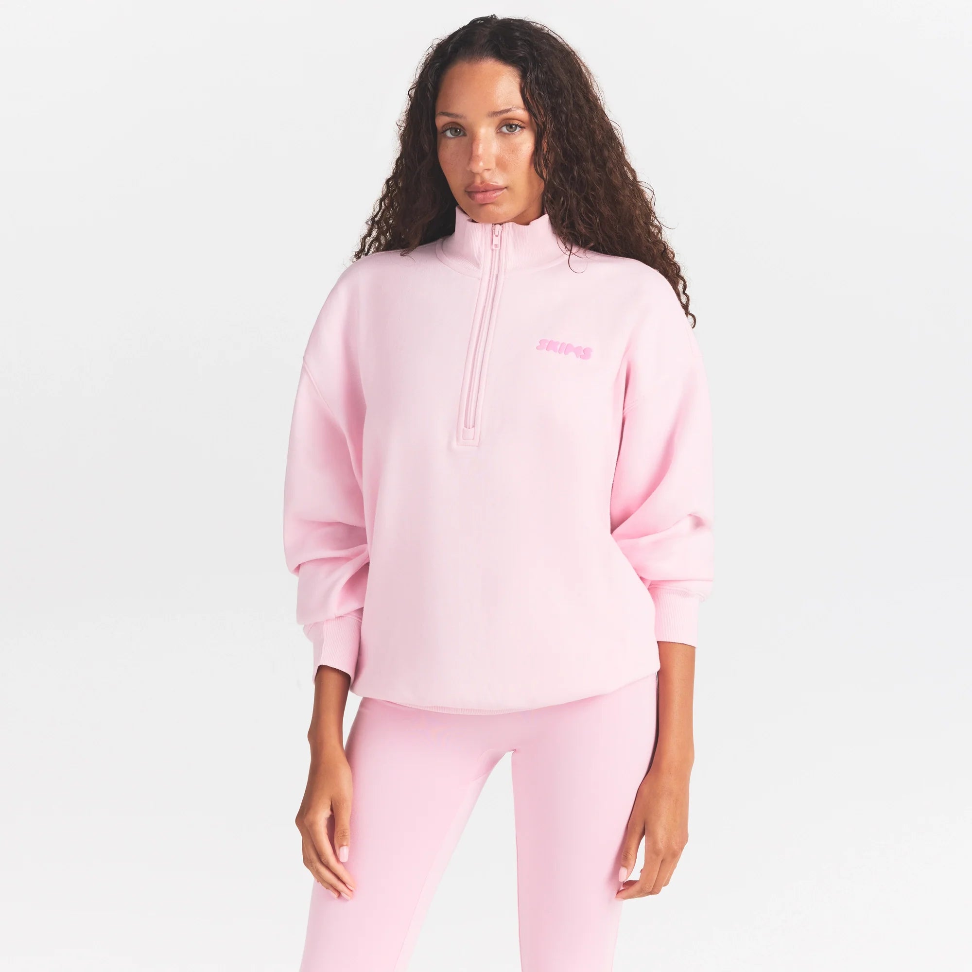 COTTON FLEECE MOCK NECK QUARTER ZIP | CHERRY BLOSSOM ON A MODEL SIDE VIEW @ | FOCUS: 0.0, 1.0, 0.9