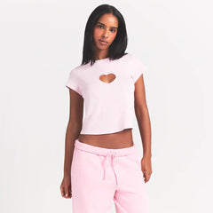 WORN IN JERSEY BABY HEART T-SHIRT | BABY PINK ON A MODEL FRONT VIEW @ | FOCUS: 0.0, 1.0, 0.9