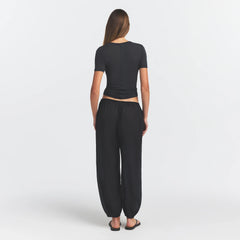 SHEER MODAL LONG T-SHIRT | ONYX ON A MODEL FRONT VIEW