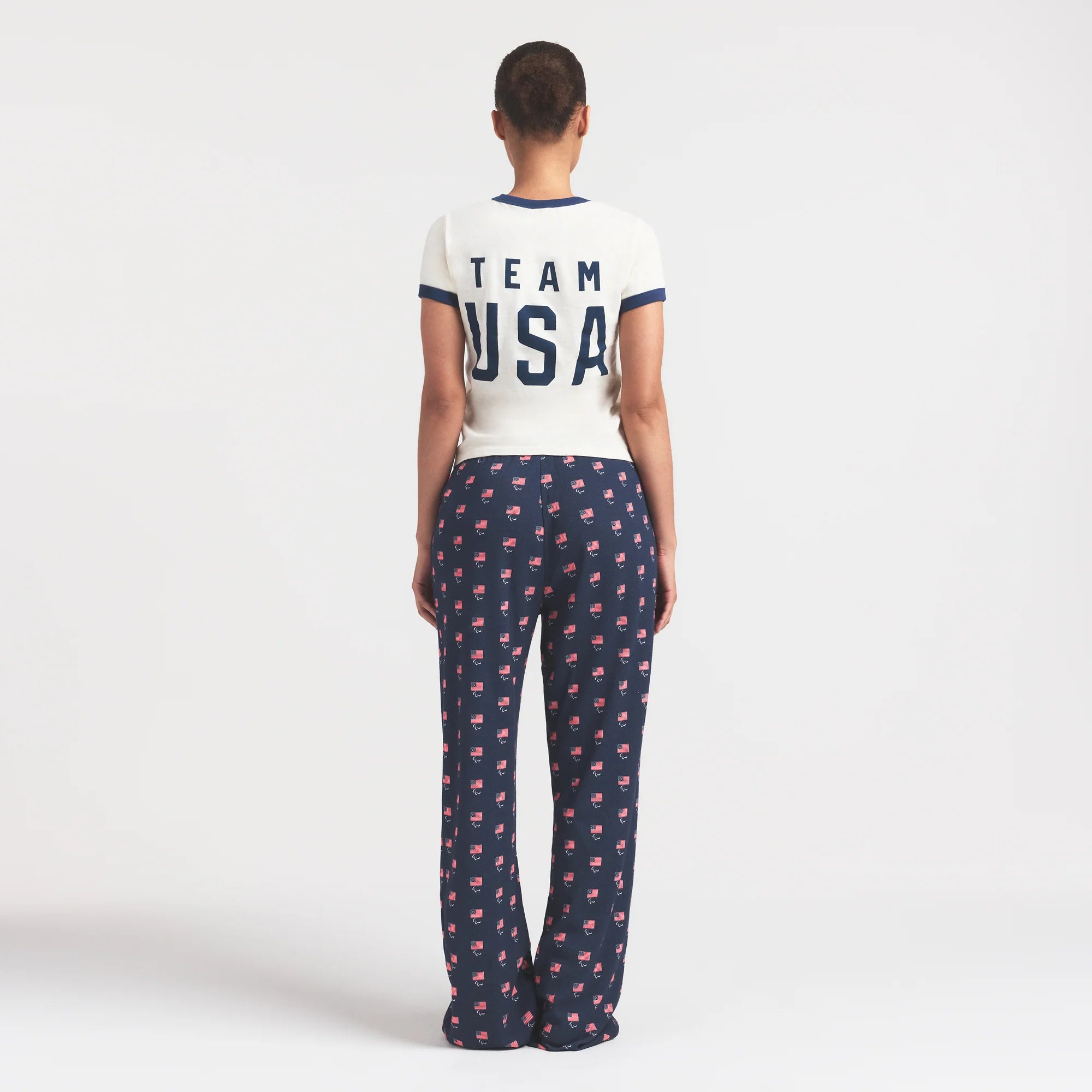 SKIMS FOR TEAM USA WORN IN JERSEY PARALYMPIC SHRUNKEN T-SHIRT | ECRU ON A MODEL FRONT VIEW @ | FOCUS: 0.0, 1.0, 0.9