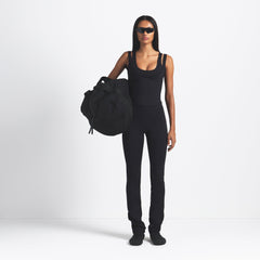 NikeSKIMS MATTE DOUBLE STRAP SCOOP TANK | OBSIDIAN ON A MODEL FRONT VIEW @ | FOCUS: 0.0, 1.0, 0.9