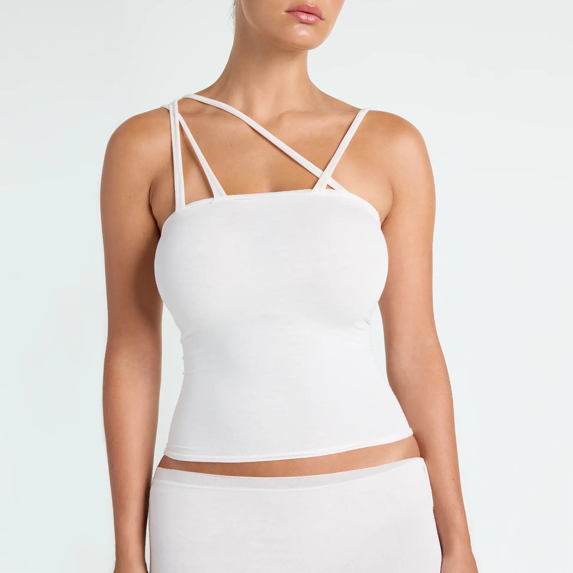 VETTESE X SKIMS SHEER MODAL TOP | ECRU ON A MODEL FRONT VIEW | FOCUS: 0.0, 1.0, 0.9 @ | FOCUS: 0.0, 1.0, 0.9