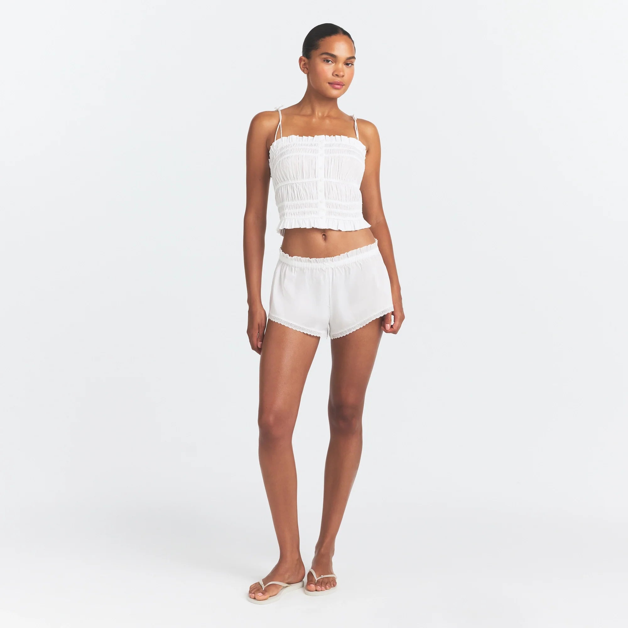 COTTON POPLIN RUFFLE CAMI | SNOW ON A MODEL FRONT VIEW @ | FOCUS: 0.0, 1.0, 0.9