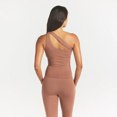 SMOOTH LAYERS ASYMMETRICAL TANK | NUTMEG ON A MODEL BACK VIEW @ | FOCUS: 0.0, 1.0, 0.9