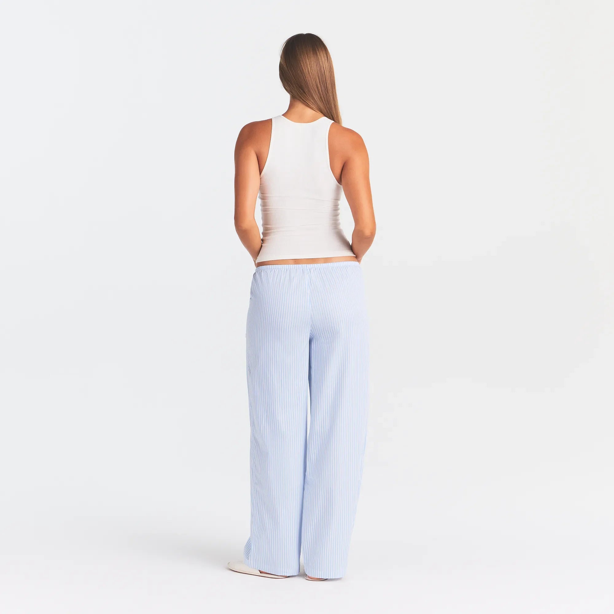 RIB SLEEP TANK | IVORY ON A MODEL | FOCUS: 0.0, 1.0, 0.9