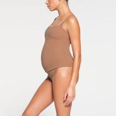 FITS EVERYBODY MATERNITY NURSING TANK  | SIENNA ON A MODEL SIDE VIEW