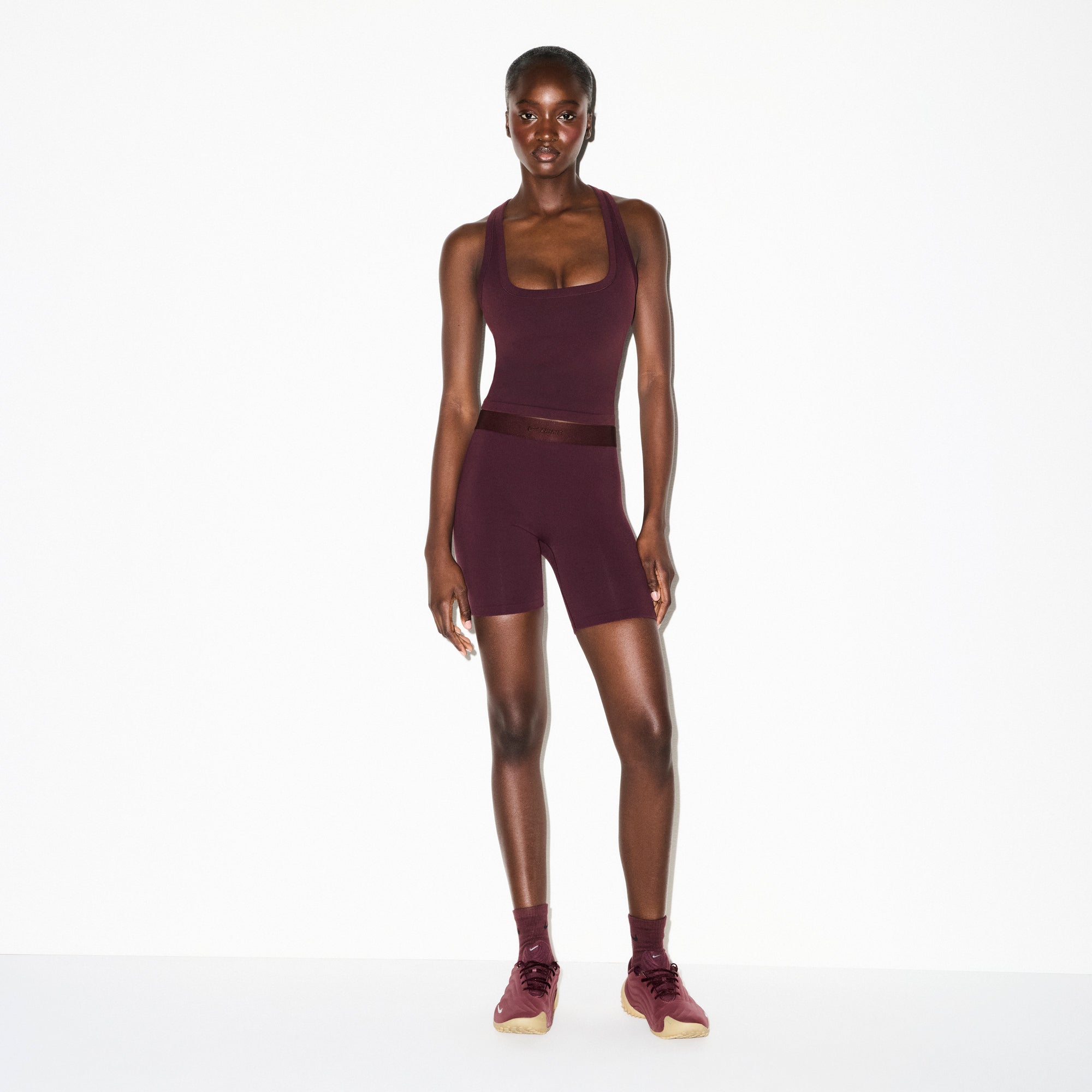 NikeSKIMS VINTAGE SEAMLESS RACER BACK TANK | CURRANT ON A MODEL FRONT VIEW @ | FOCUS: 0.0, 1.0, 0.9