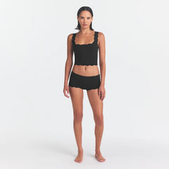 FITS EVERYBODY LACE TANK | ONYX ON A MODEL FRONT VIEW