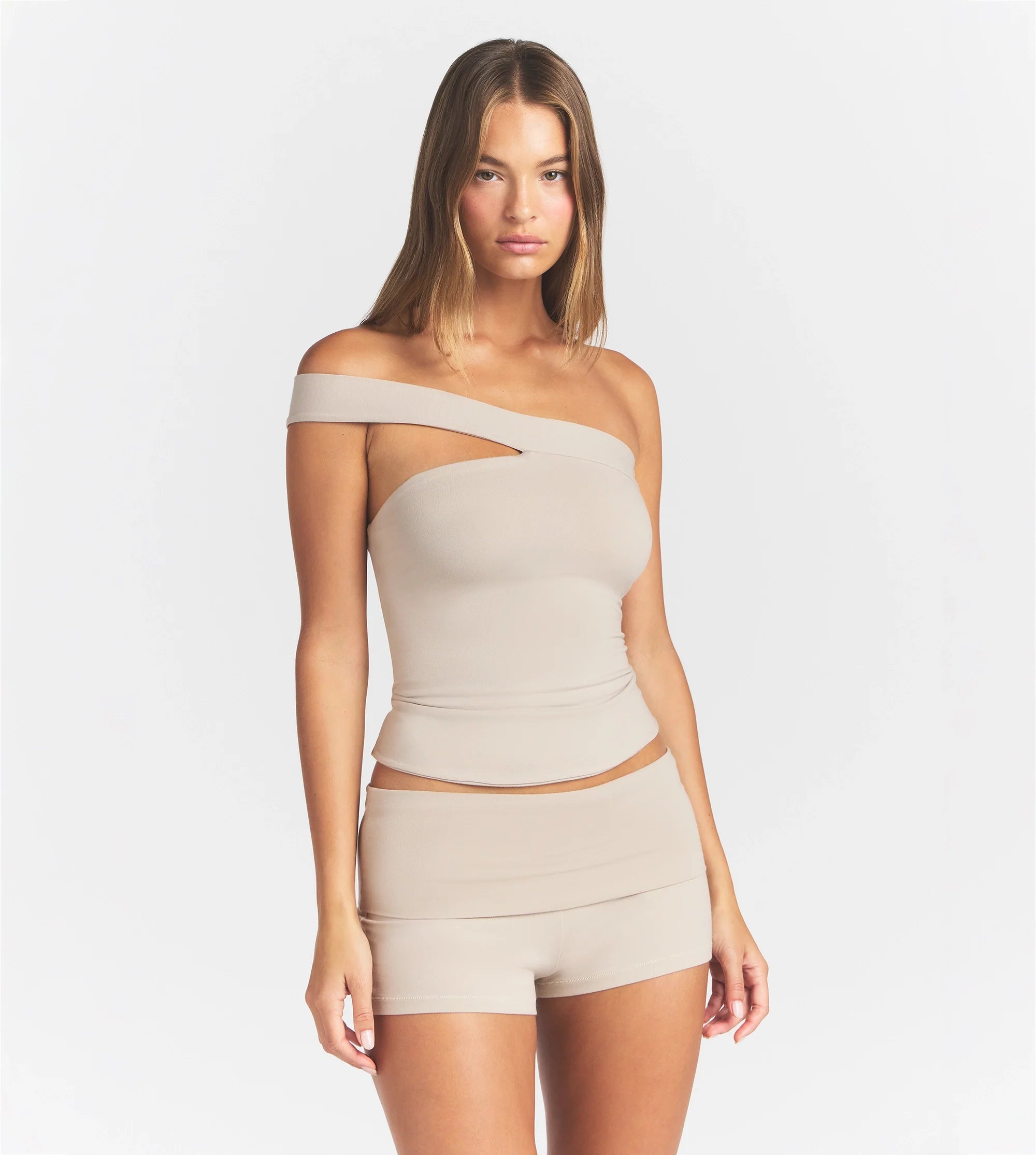 COTTON JERSEY ASYMMETRICAL TUBE TOP | STONE ON A MODEL FRONT VIEW @ | FOCUS: 0.0, 1.0, 0.9