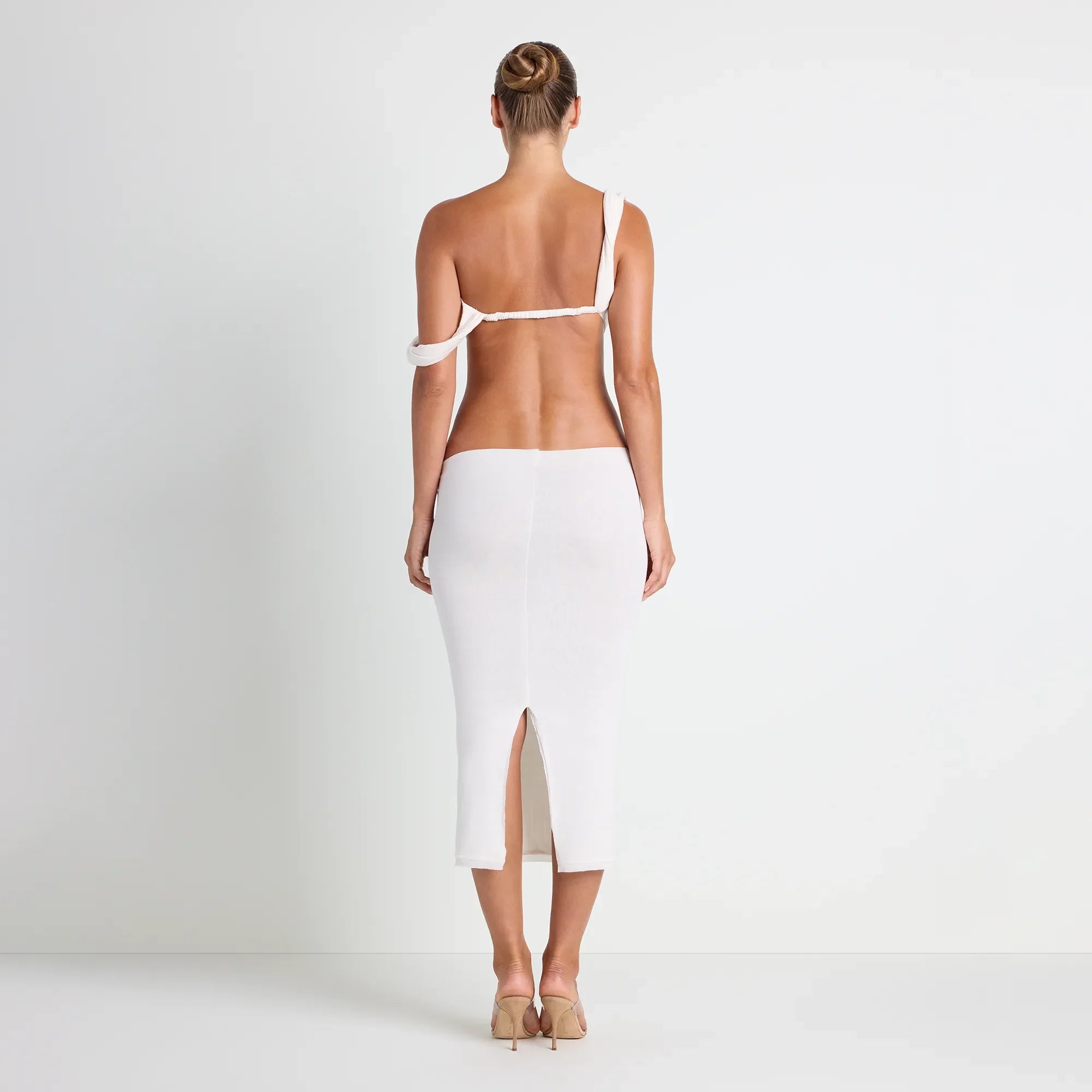 VETTESE X SKIMS SHEER MODAL DRAPED BRALETTE | ECRU ON A MODEL BACK VIEW | FOCUS: 0.0, 1.0, 0.9