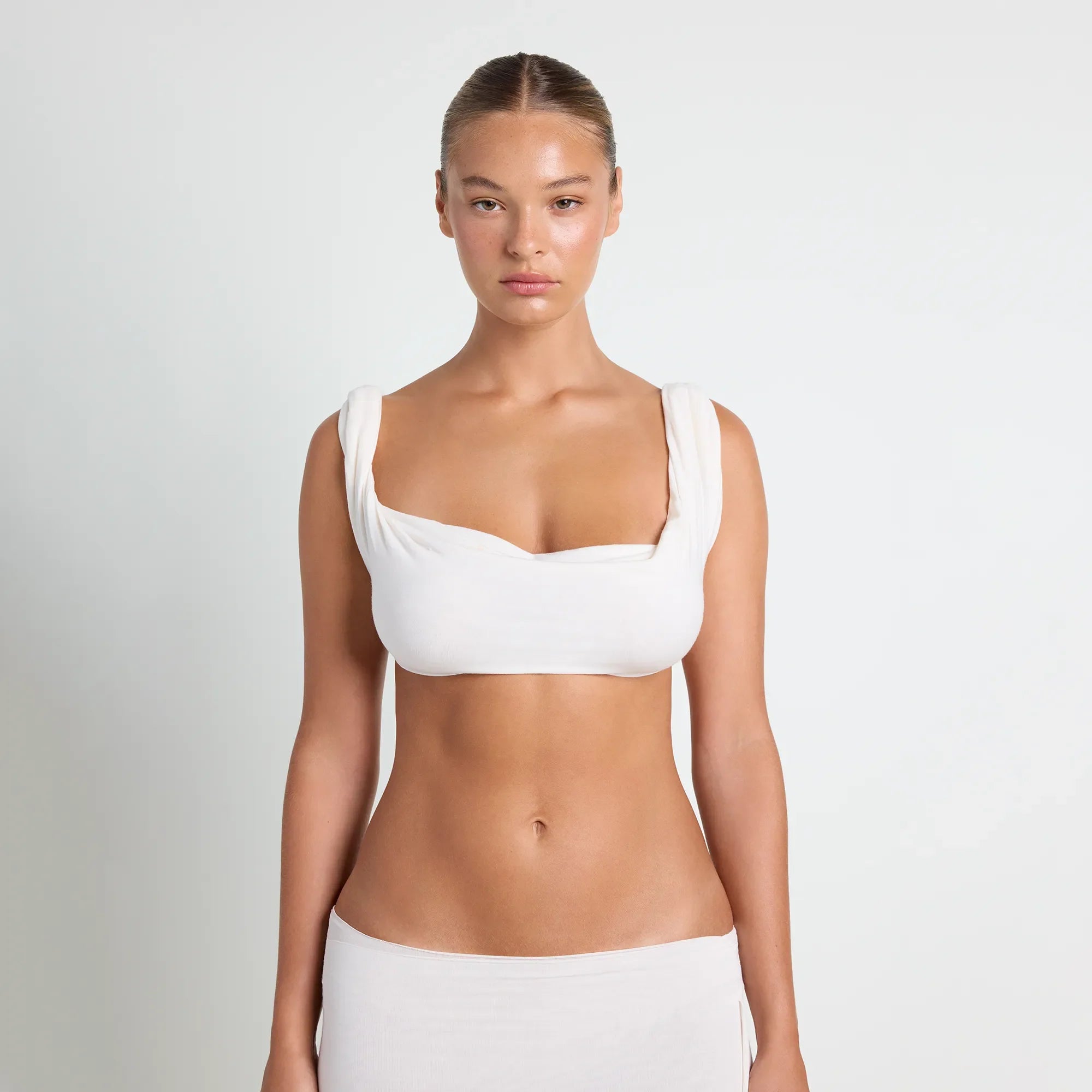 VETTESE X SKIMS SHEER MODAL DRAPED BRALETTE | ECRU ON A MODEL FRONT VIEW  | FOCUS: 0.0, 1.0, 0.9