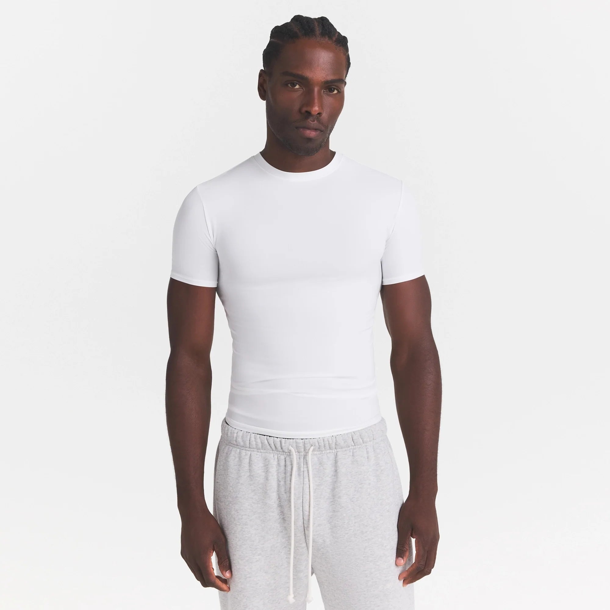 FITS EVERYBODY MENS SLIM T-SHIRT | MARBLE ON A MODEL SIDE VIEW @ | FOCUS: 0.0, 1.0, 0.9