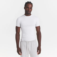 FITS EVERYBODY MENS SLIM T-SHIRT | MARBLE ON A MODEL SIDE VIEW @ | FOCUS: 0.0, 1.0, 0.9