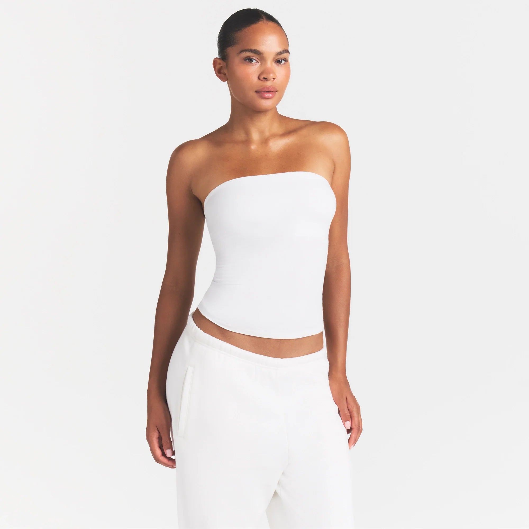 COTTON JERSEY TUBE TOP | MARBLE ON A MODEL SIDE VIEW @ | FOCUS: 0.0, 1.0, 0.9