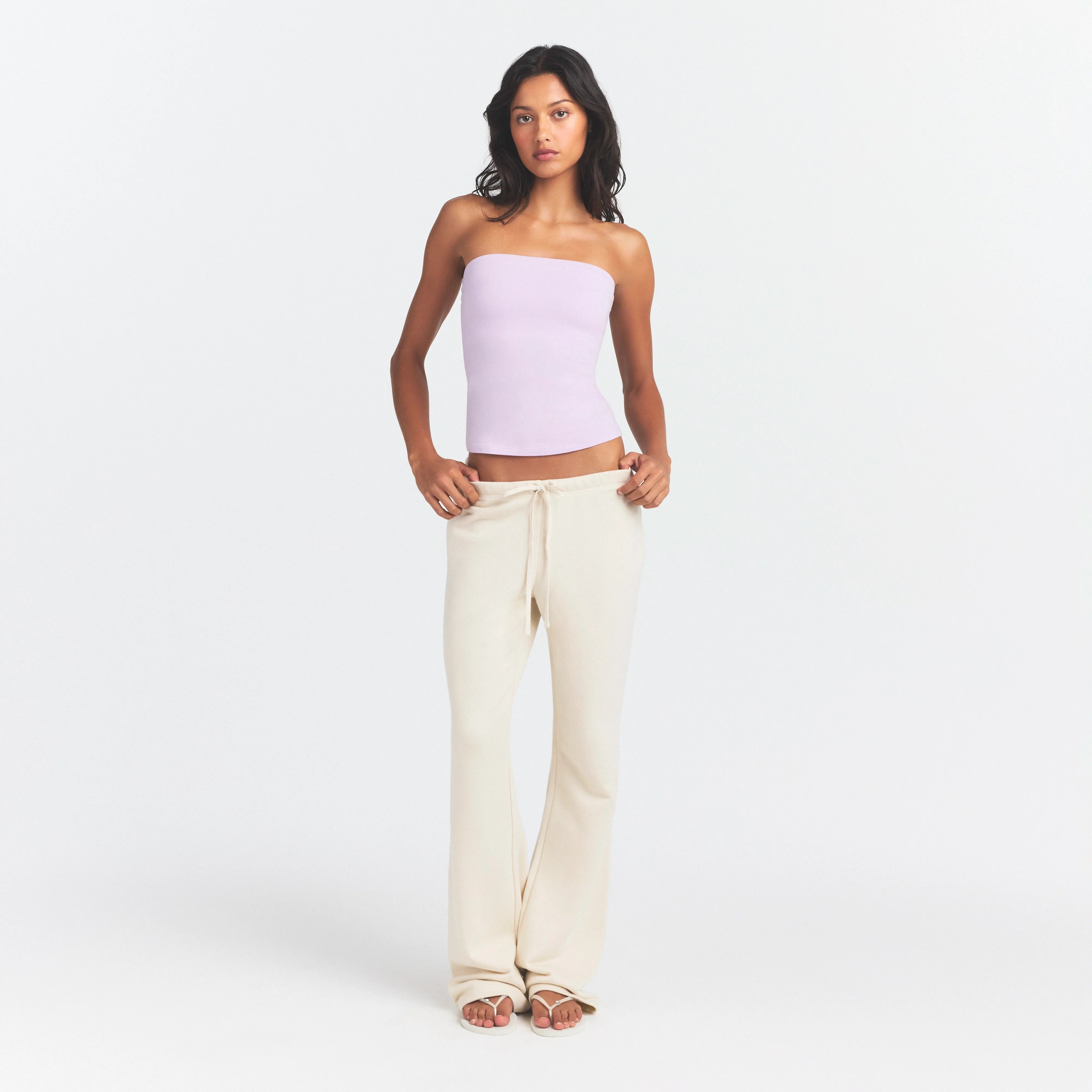 COTTON JERSEY TUBE TOP | SUGAR PLUM ON A MODEL FRONT VIEW @ | FOCUS: 0.0, 1.0, 0.9