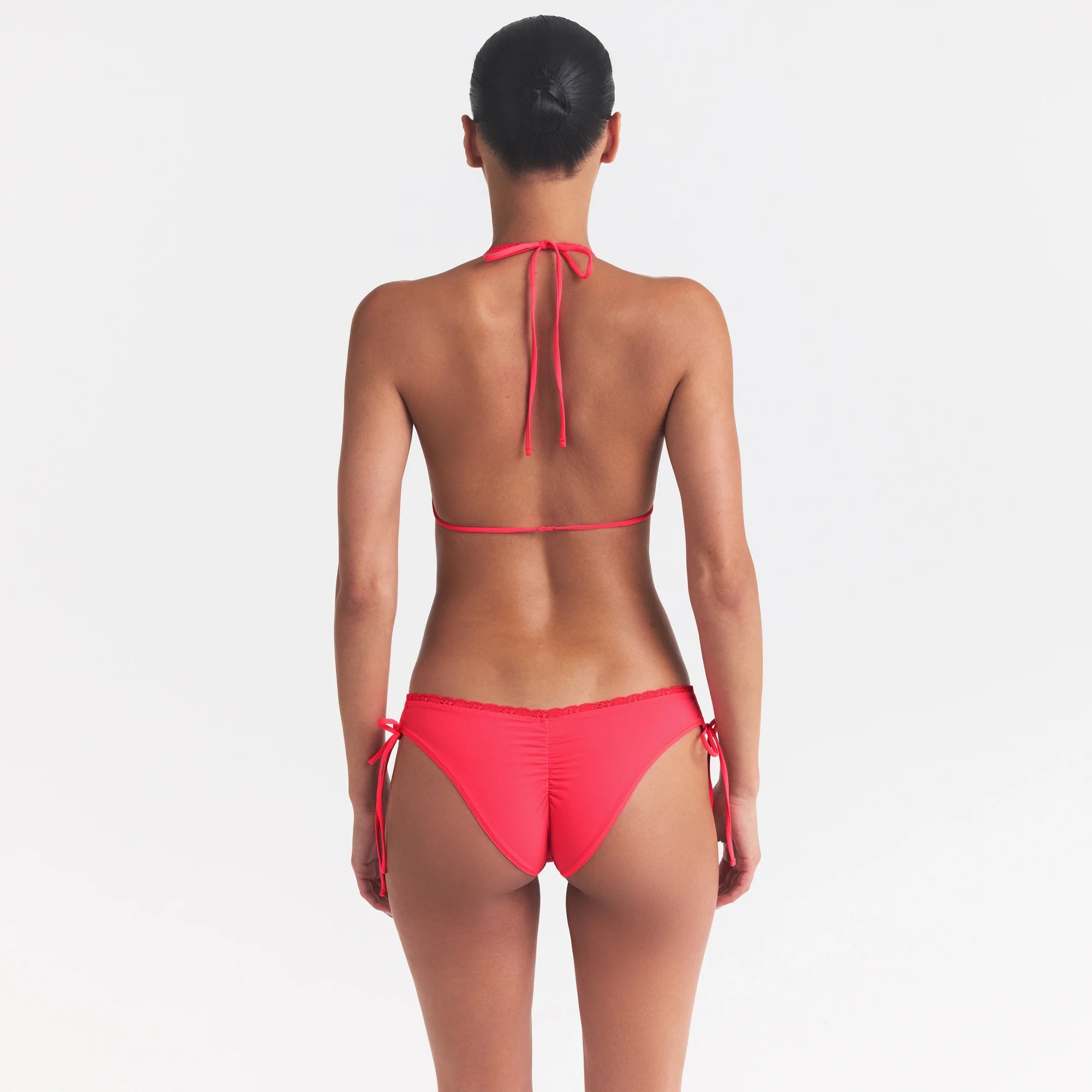 FITS EVERYBODY LACE MICRO BRALETTE | ULTRA PINK ON A MODEL SIDE VIEW @ | FOCUS: 0.0, 1.0, 0.9