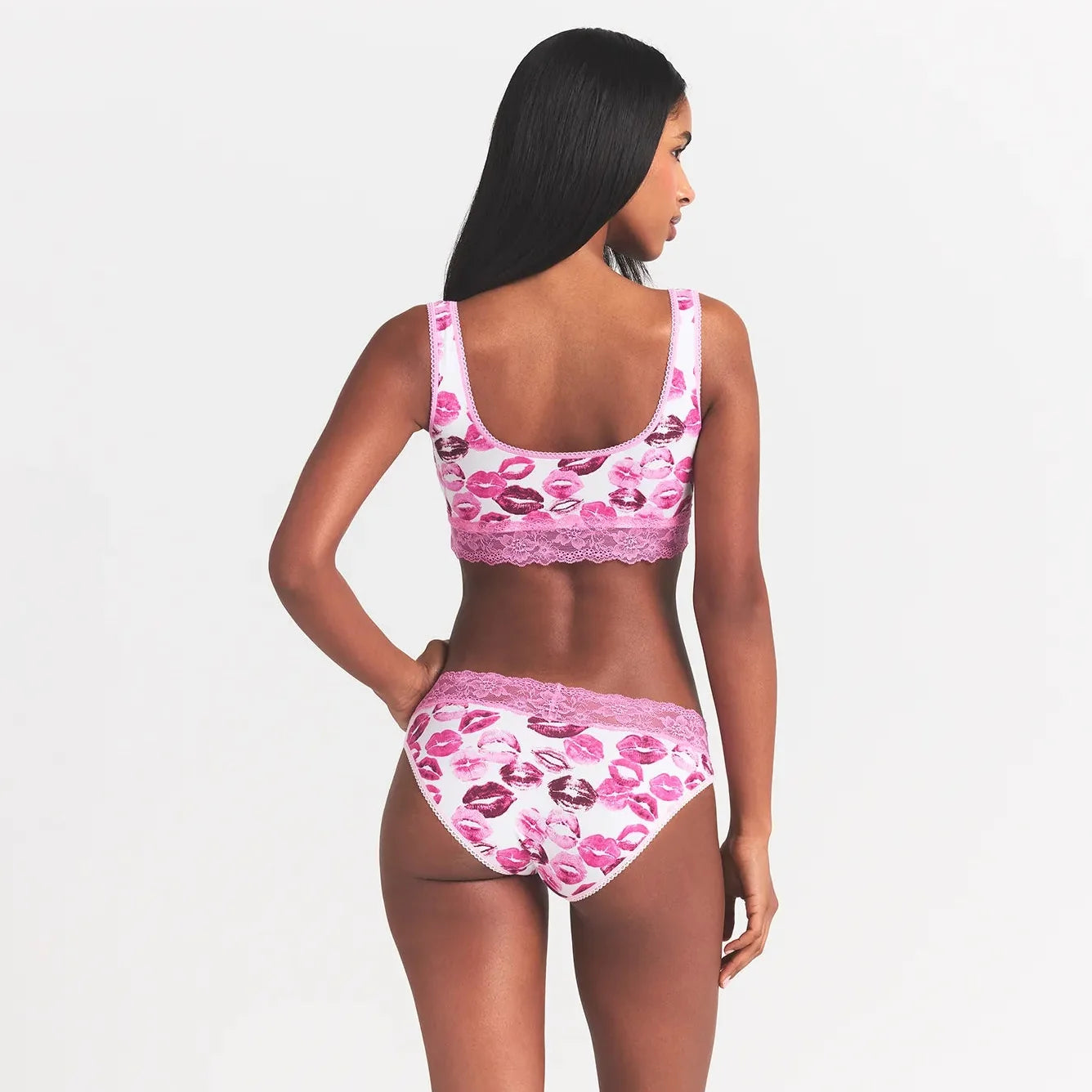 LIGHTWEIGHT COTTON WIDE LACE BRIEF | PINK ALLOVER LIPSTICK ON A MODEL BACK VIEW @ | FOCUS: 0.0, 1.0, 0.9