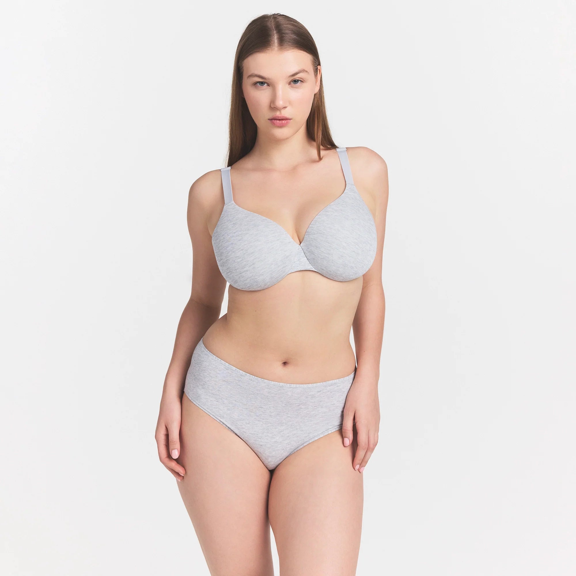 EVERYDAY COTTON BRIEF | LIGHT HEATHER GREY ON A MODEL SIDE VIEW @ | FOCUS: 0.0, 1.0, 0.9