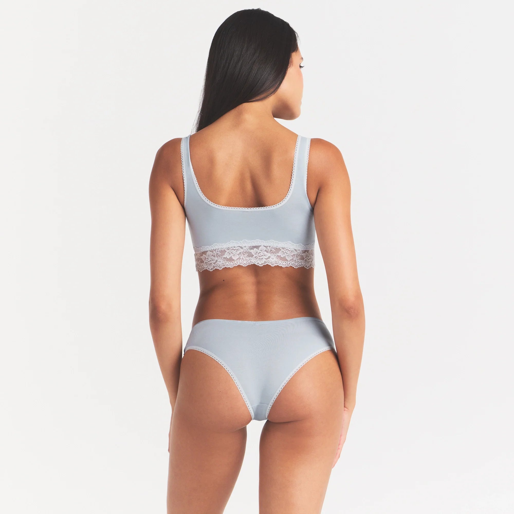 LIGHTWEIGHT COTTON LACE HIPSTER | AIRSPACE ON A MODEL SIDE VIEW @ | FOCUS: 0.0, 1.0, 0.9