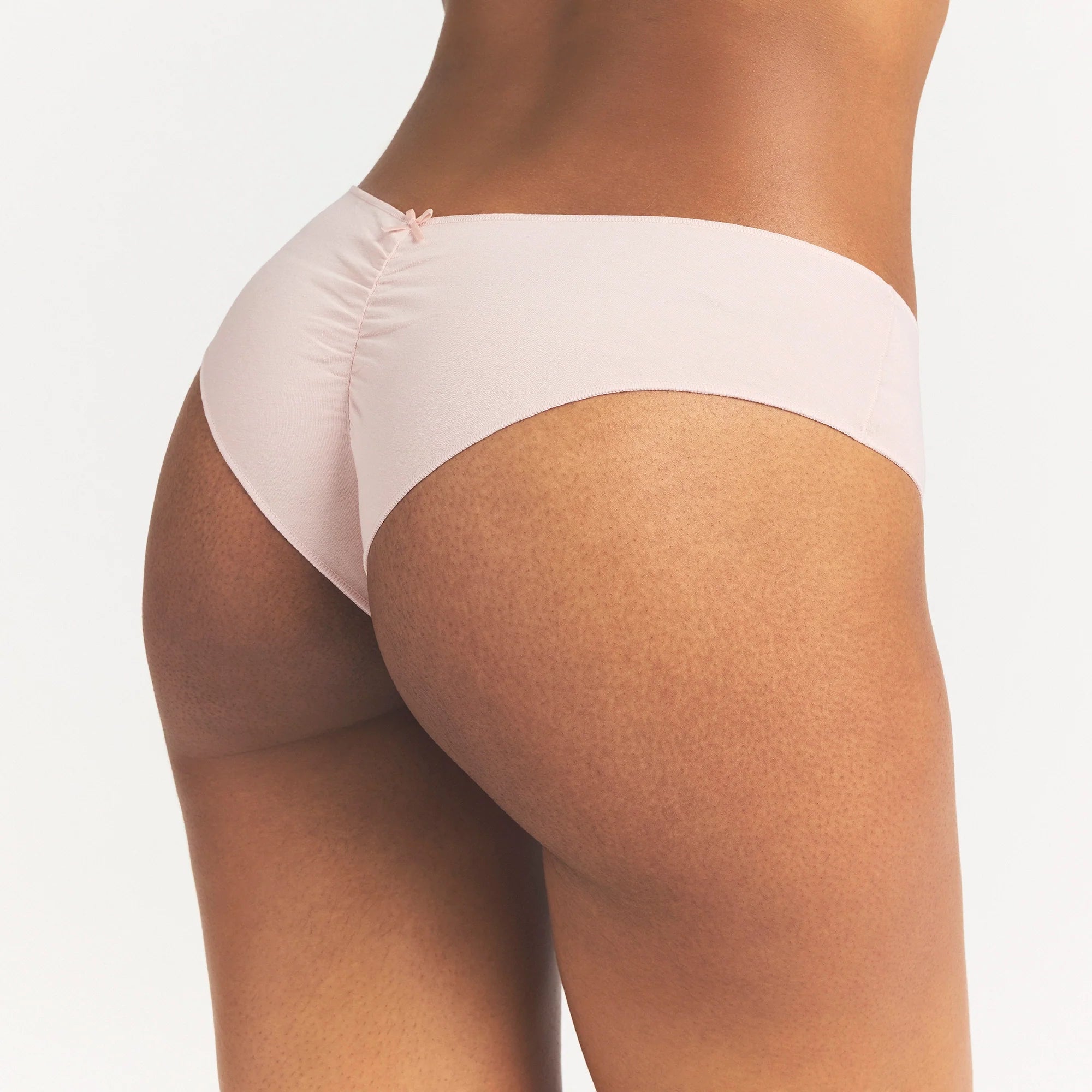 LIGHTWEIGHT COTTON RUCHED BACK HIPSTER 10-PACK | DAINTY FLORAL MULTI ON A MODEL SIDE VIEW @ | FOCUS: 0.0, 1.0, 0.9