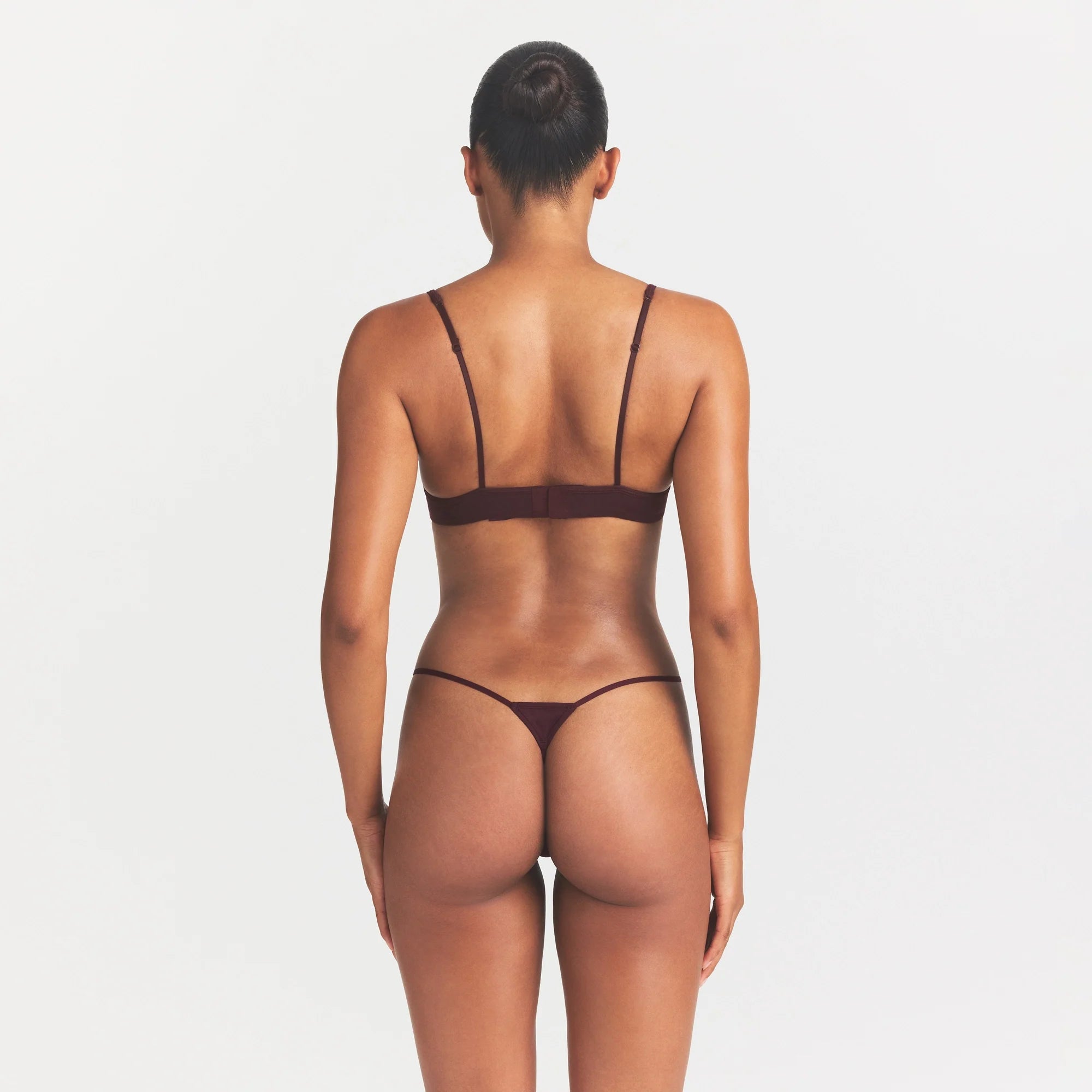 EVERYDAY COTTON STRING THONG | CURRANT ONE MODEL | FOCUS: 0.0, 1.0, 0.9
