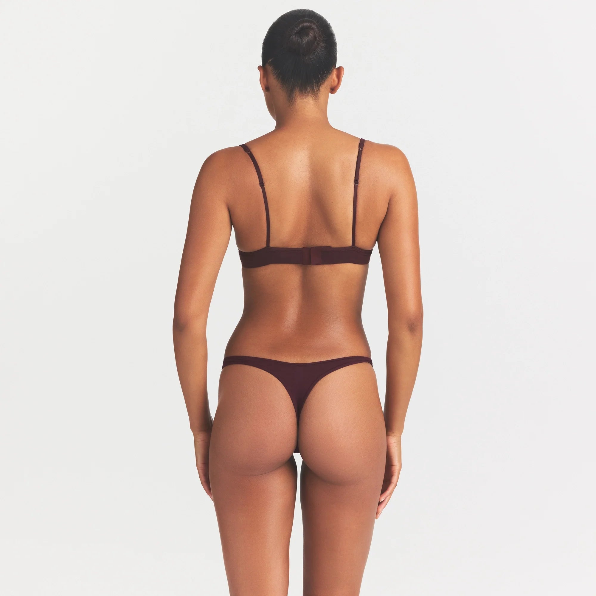EVERYDAY COTTON THONG | CURRANT ON MODEL @ | FOCUS: 0.0, 1.0, 0.9