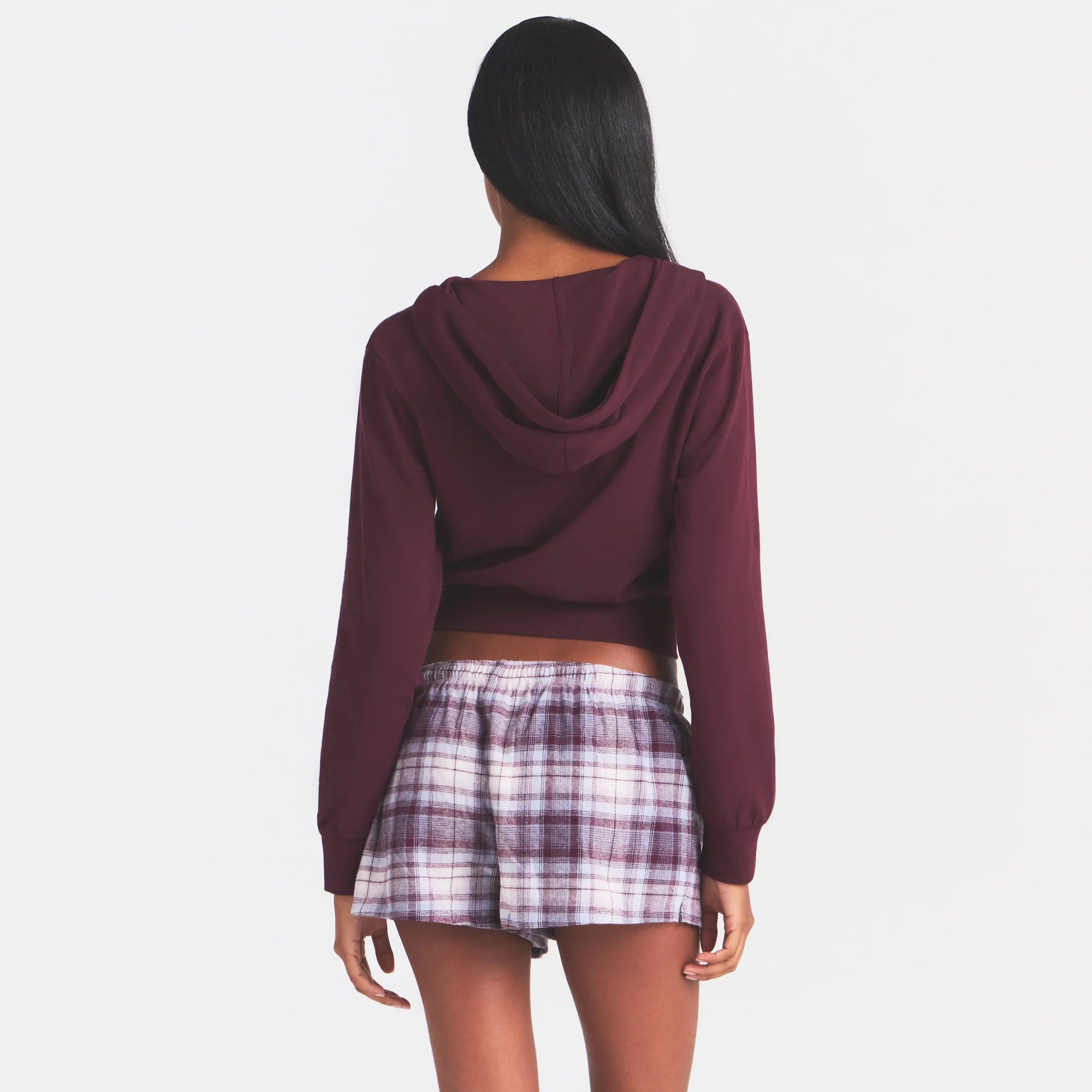COTTON JERSEY ZIP UP HOODIE | CURRANT ON A MODEL | FOCUS: 0.0, 1.0, 0.9