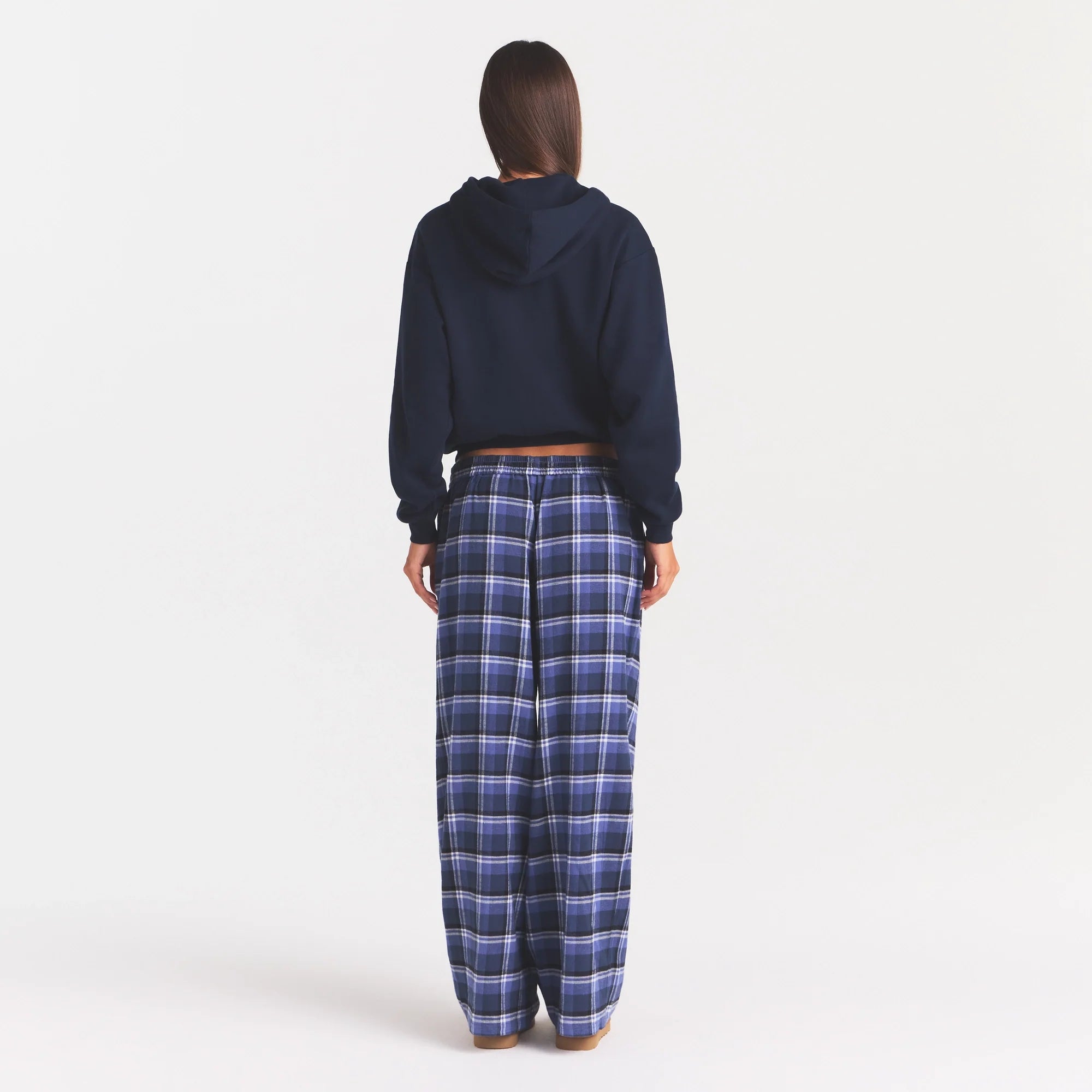 COTTON FLEECE CLASSIC ZIP UP HOODIE | NAVY ON A MODEL FRONT VIEW @ | FOCUS: 0.0, 1.0, 0.9