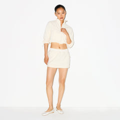 OUTDOOR FLEECE SHRUNKEN ZIP UP JACKET | ECRU ON A MODEL FRONT VIEW @ | FOCUS: 0.0, 1.0, 0.9
